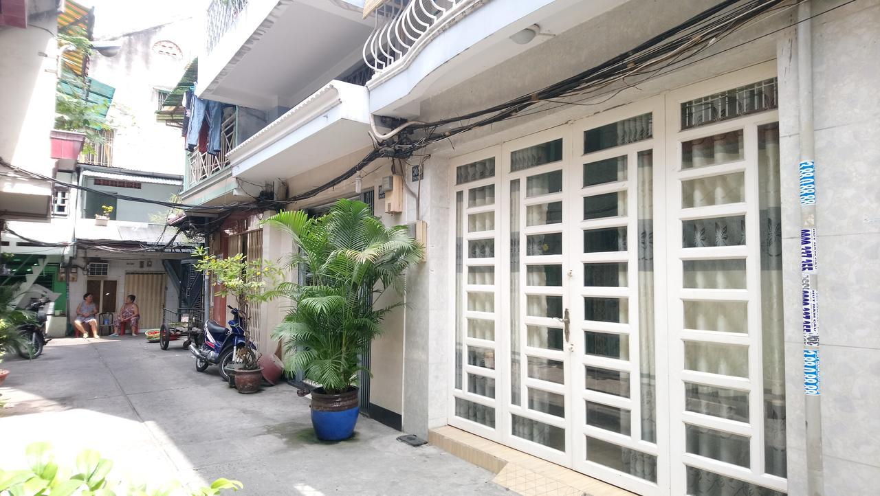 Thuy Huong Homestay Ho Chi Minh City Bagian luar foto